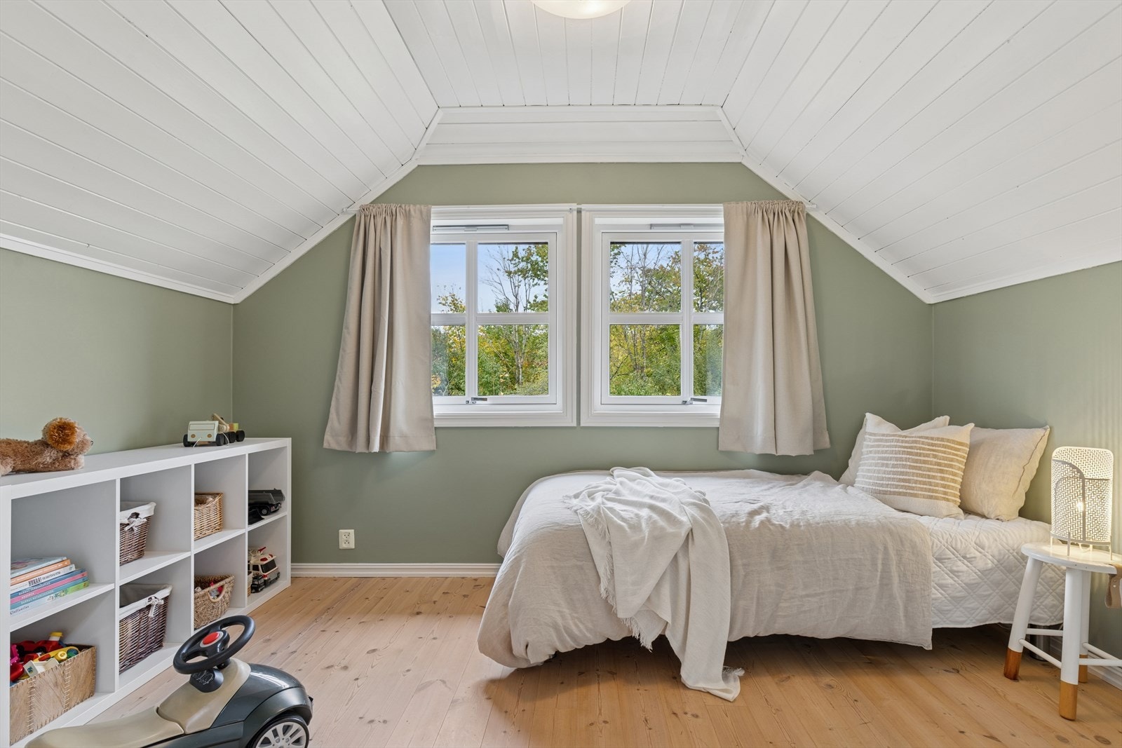 Ett av tre soverom i 2. etasje Galleribilde