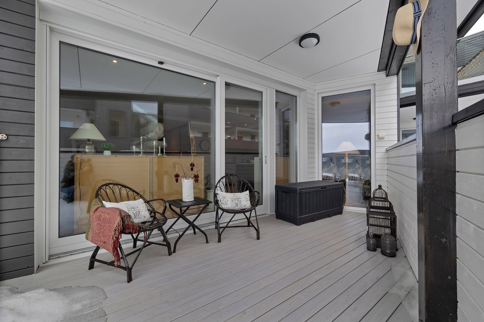 Hyggelig uteplass perfekt for sommerdager. Galleribilde