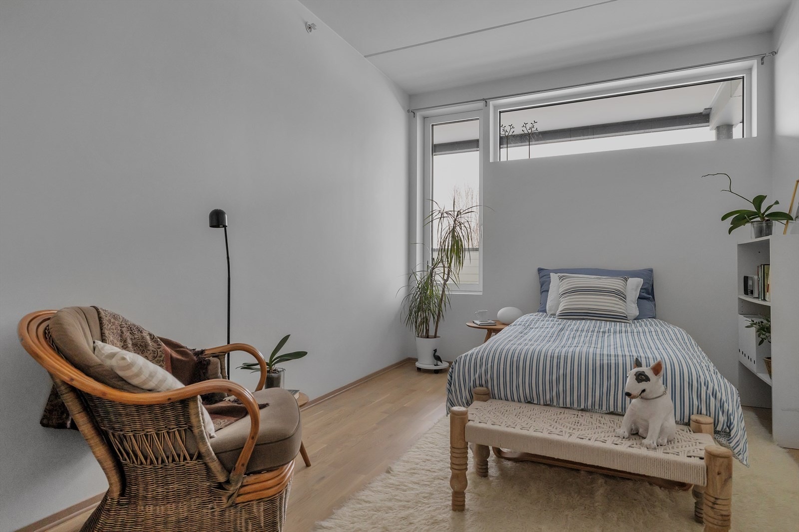 Soverom 1.
Hovedsoverommet har god plass til dobbeltseng og garderobe Galleribilde