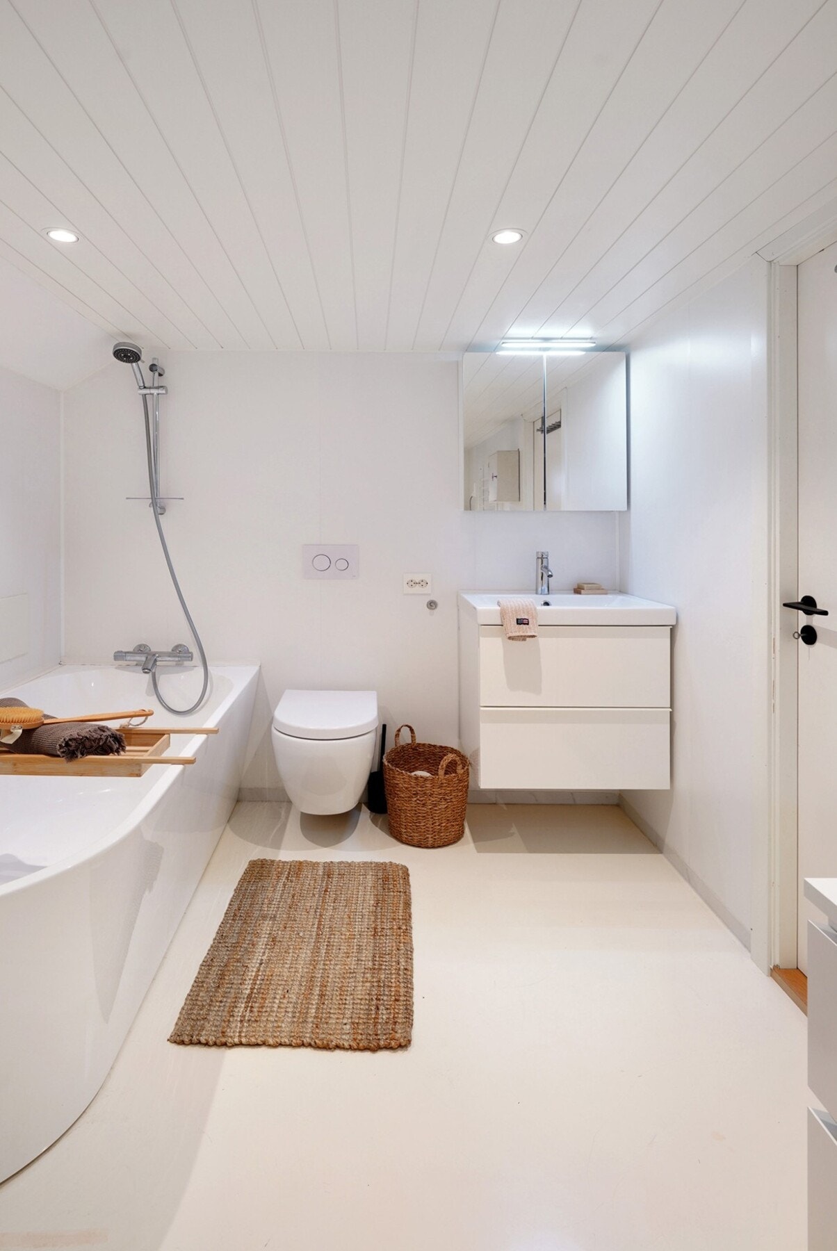 Kjekt med badekar for både små og store. Galleribilde