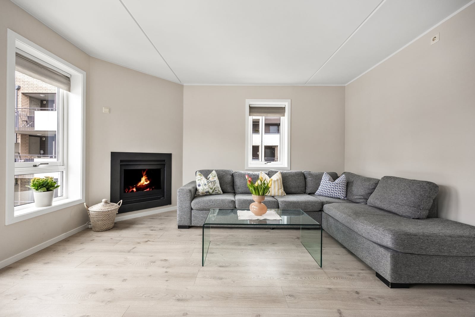 I stuen er det gasspeis. Galleribilde