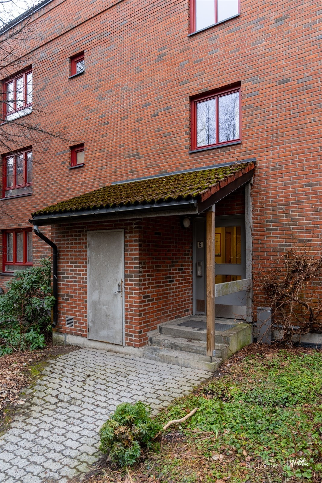 Byggets inngangsparti Galleribilde