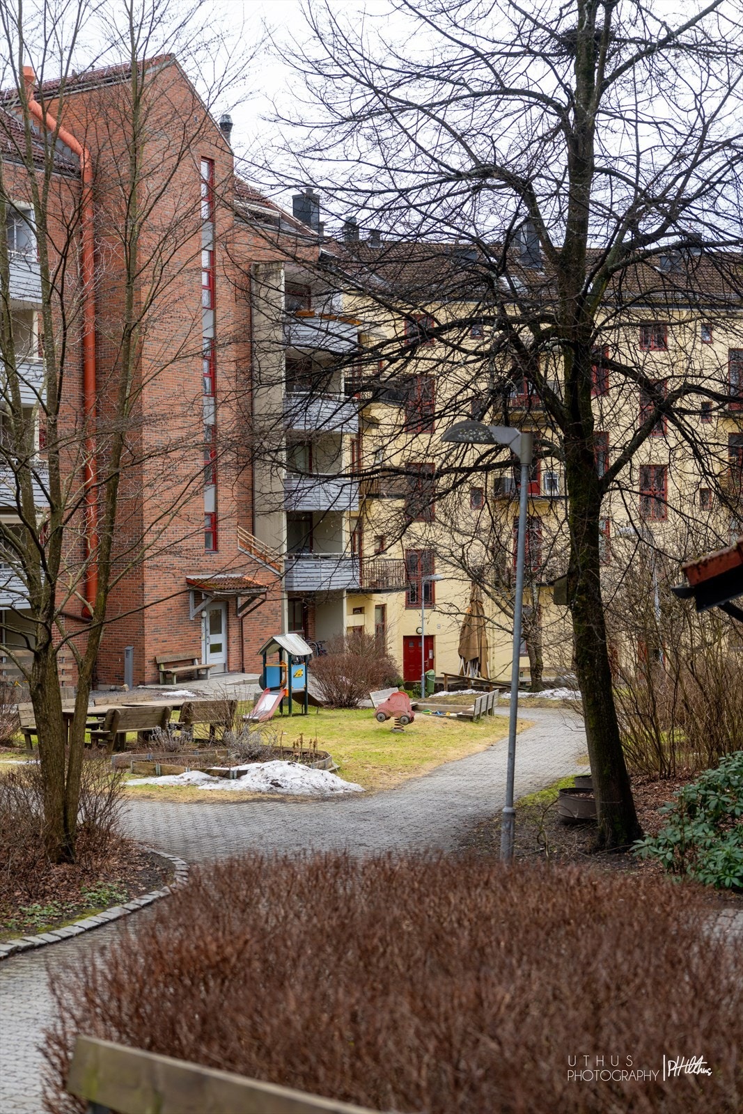 Rett utenfor er det flere hyggelig områder for beboerne Galleribilde