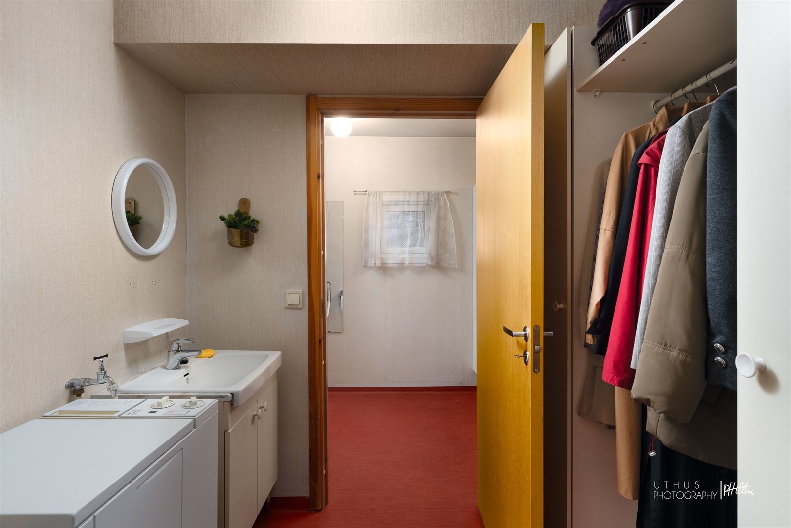 Vaskerom med bad Galleribilde