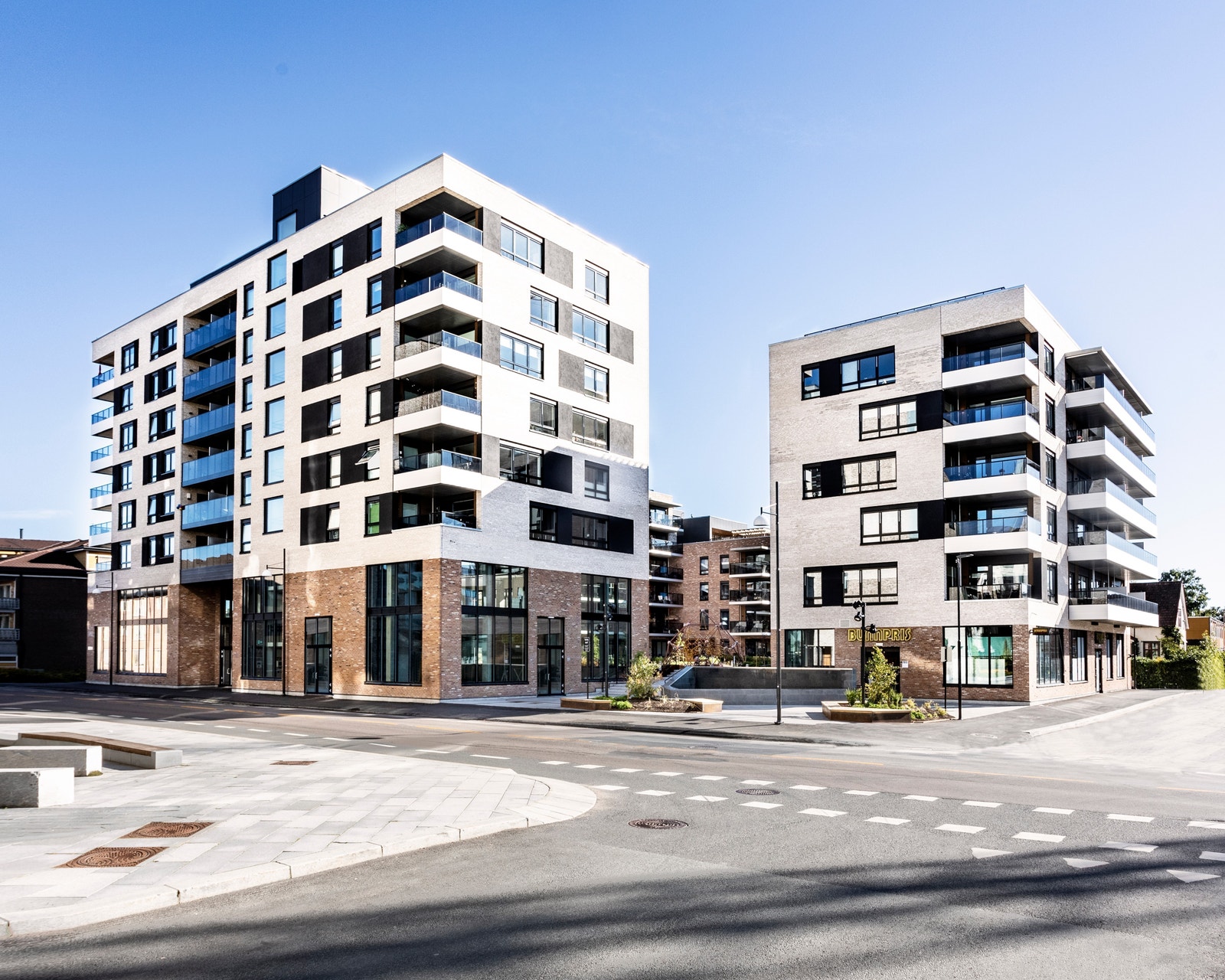 Delta Co-Work ligger i Lundkvartalet med sentral beliggenhet i Storgata i Lillestrøm Galleribilde