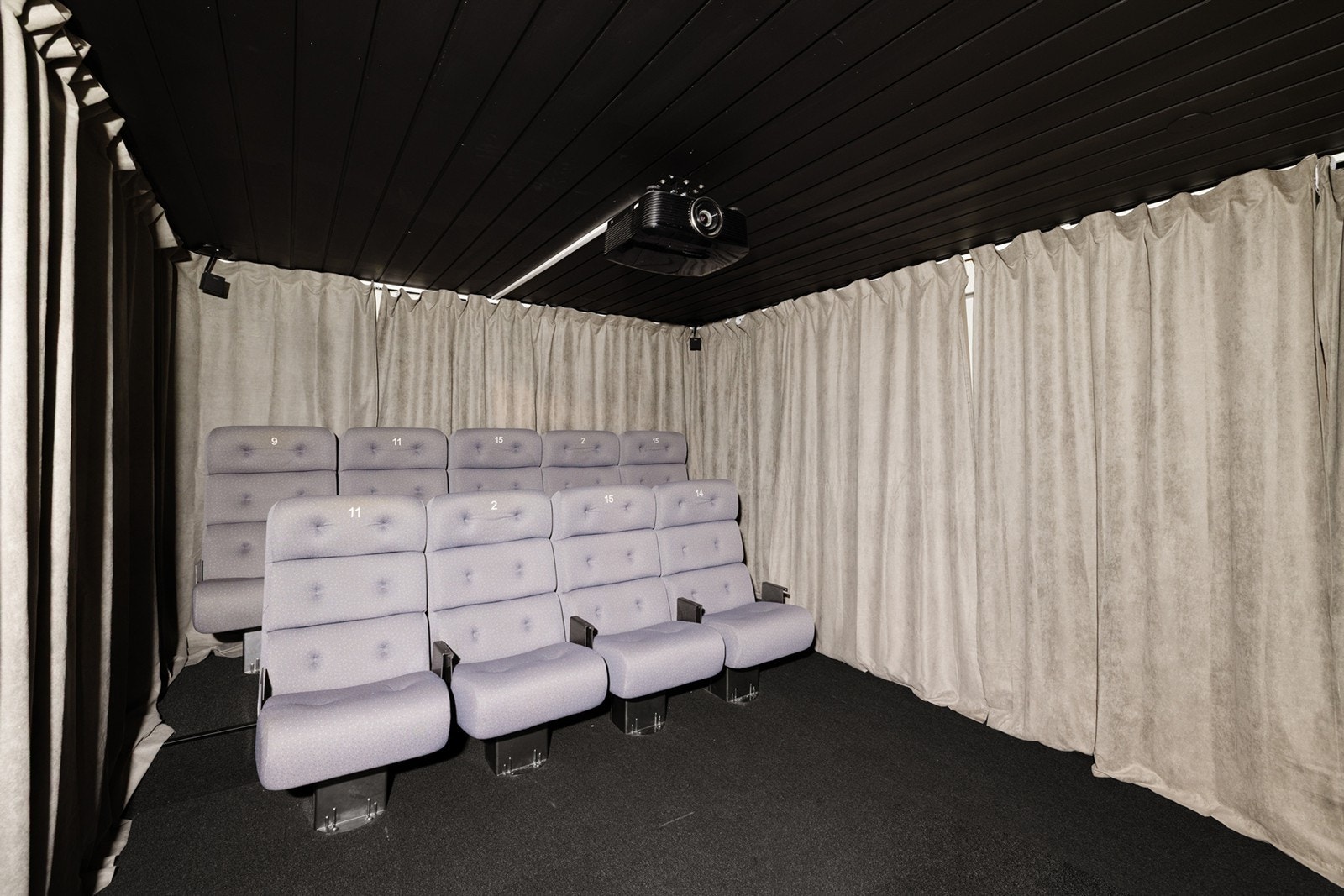 Kinorom. Galleribilde