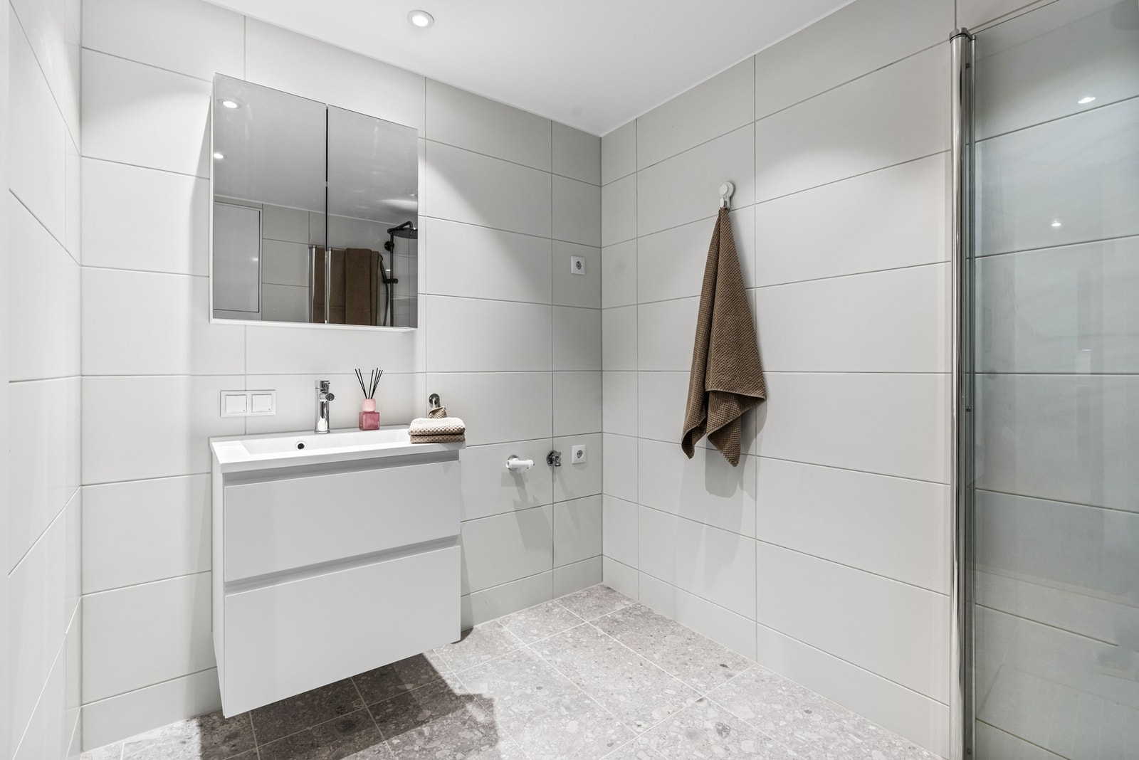 Downlights i himlingen. Galleribilde