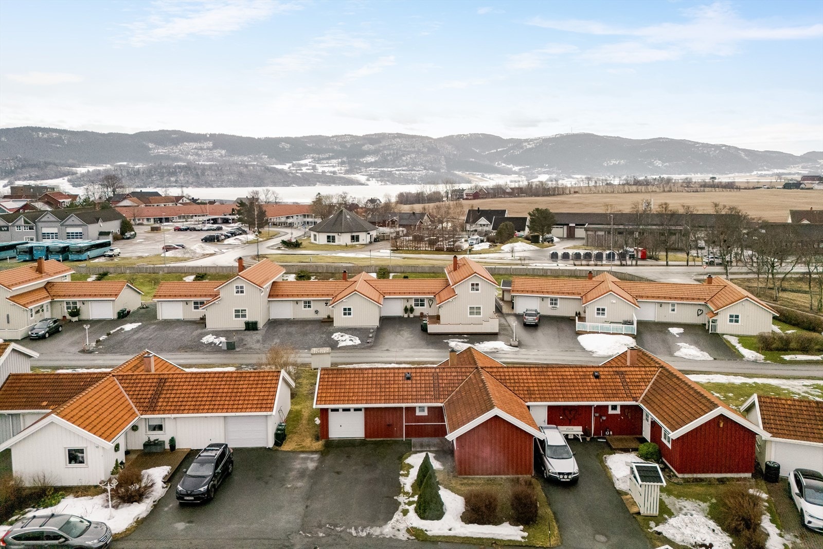 Etablert boligfelt med nærhet til det Rissa har å by på. Galleribilde