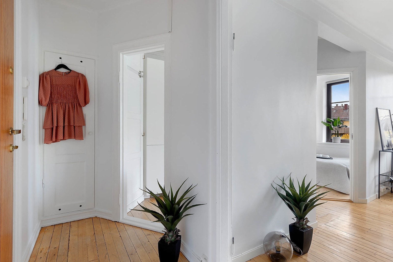 Gang mot stue Galleribilde