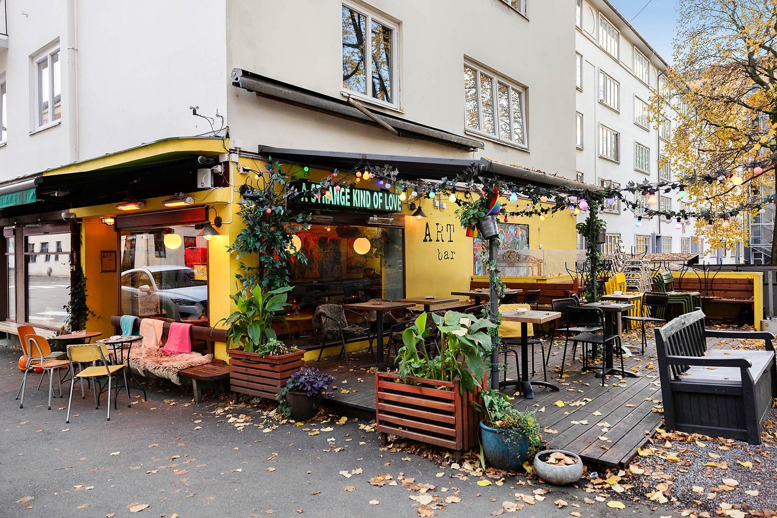 Rett i nærheten finner du populære Art bar! Galleribilde