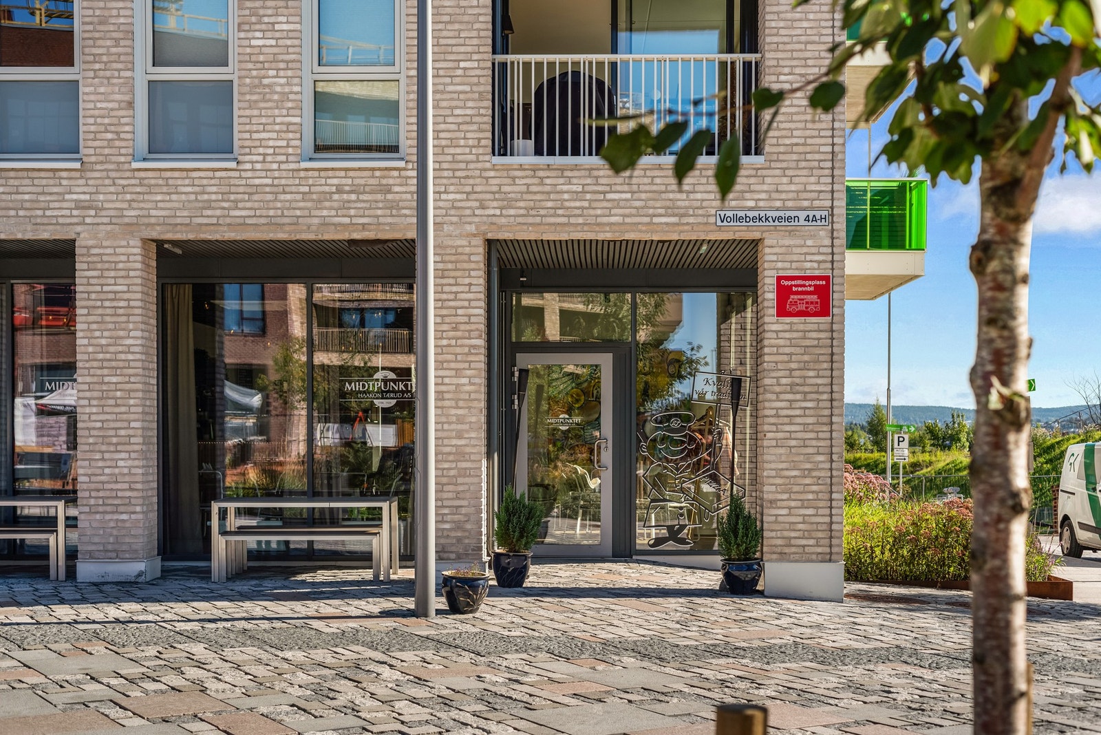 Hyggelig café/restaurant på Vollebekk. Galleribilde