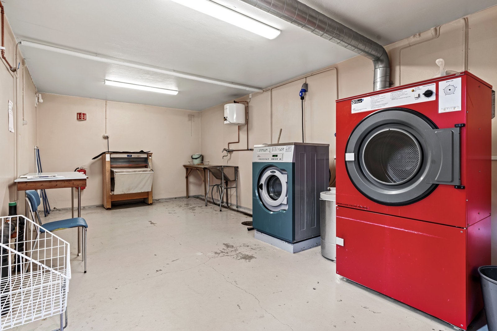 Sameiet har eget vaskeri nede i kjelleren. Galleribilde