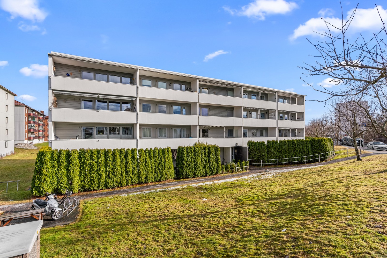 Det er ingen planlagte arbeider som vil medføre økning av verken fellesgjeld eller husleie ref styreleder. Galleribilde