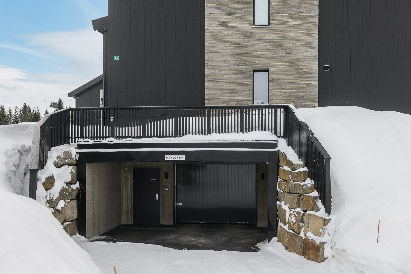 I fellesgarasje disponerer du en parkeringsplass. Galleribilde