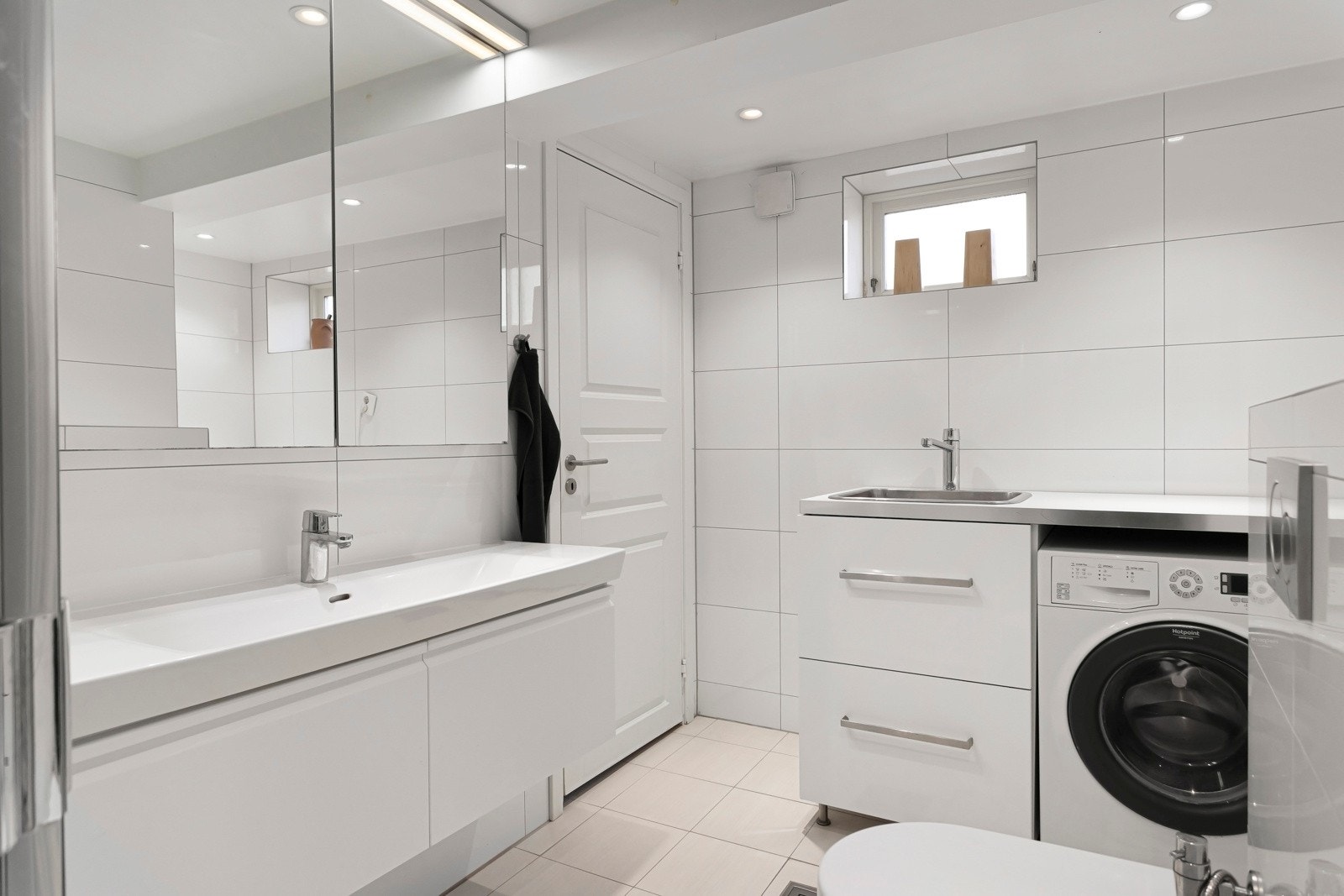 Vaskeromsløsning er etablert i kjelleren. Galleribilde