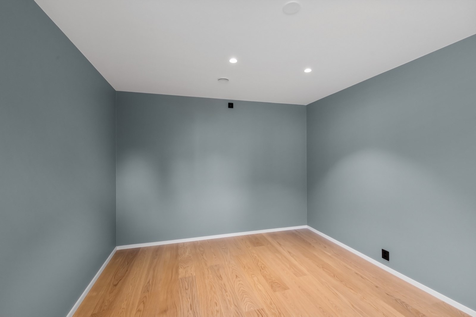 Disponibelt rom i underetasjen. Galleribilde