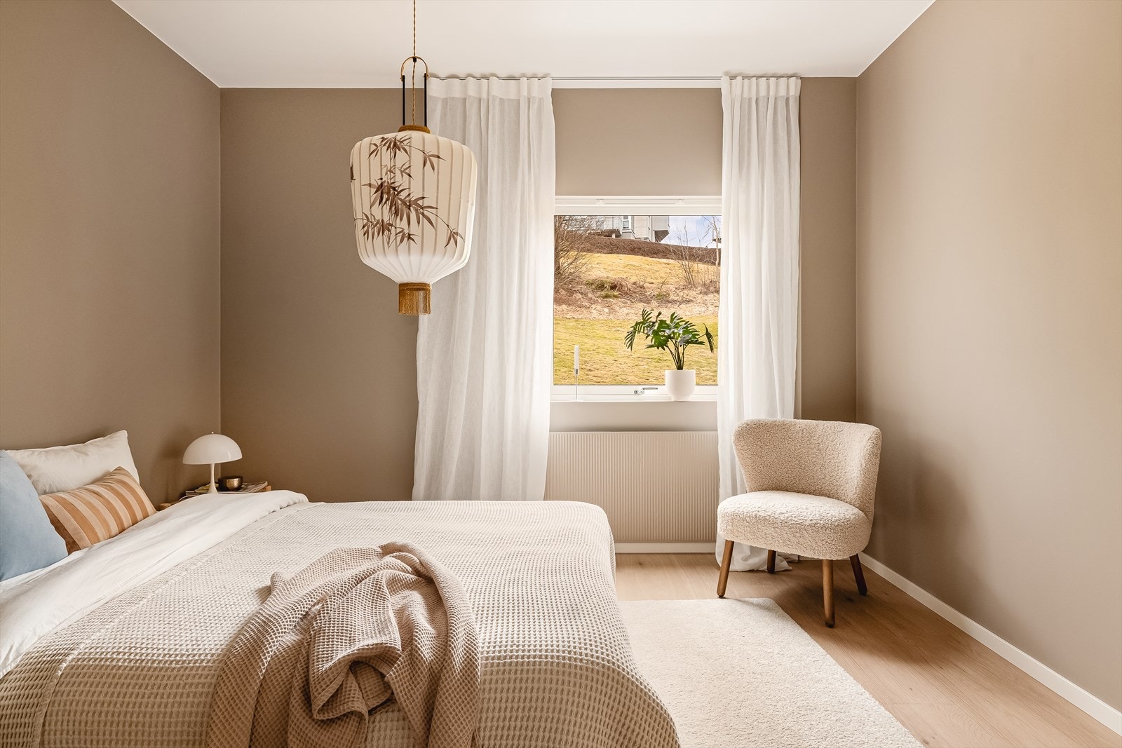 Soverommet måler 11,9 kvadratmeter. Galleribilde