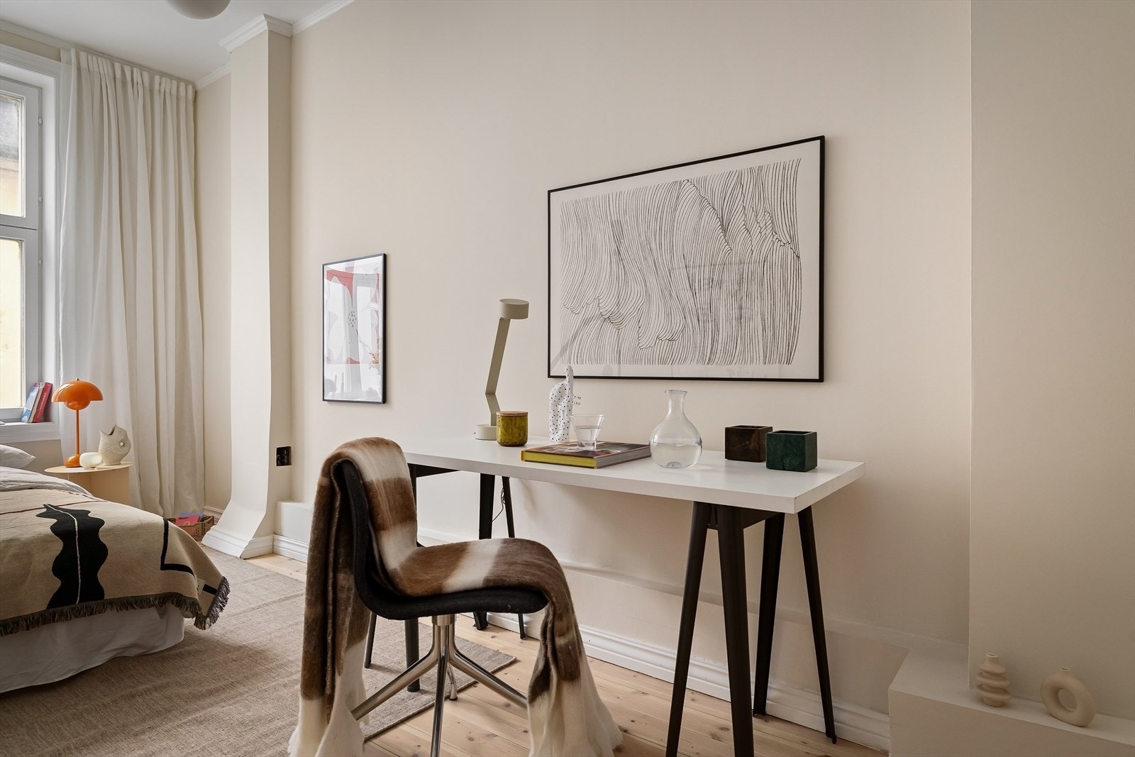 Det andre soverommet er fleksibelt og kan innredes som kontor, barnerom eller gjesterom. Galleribilde