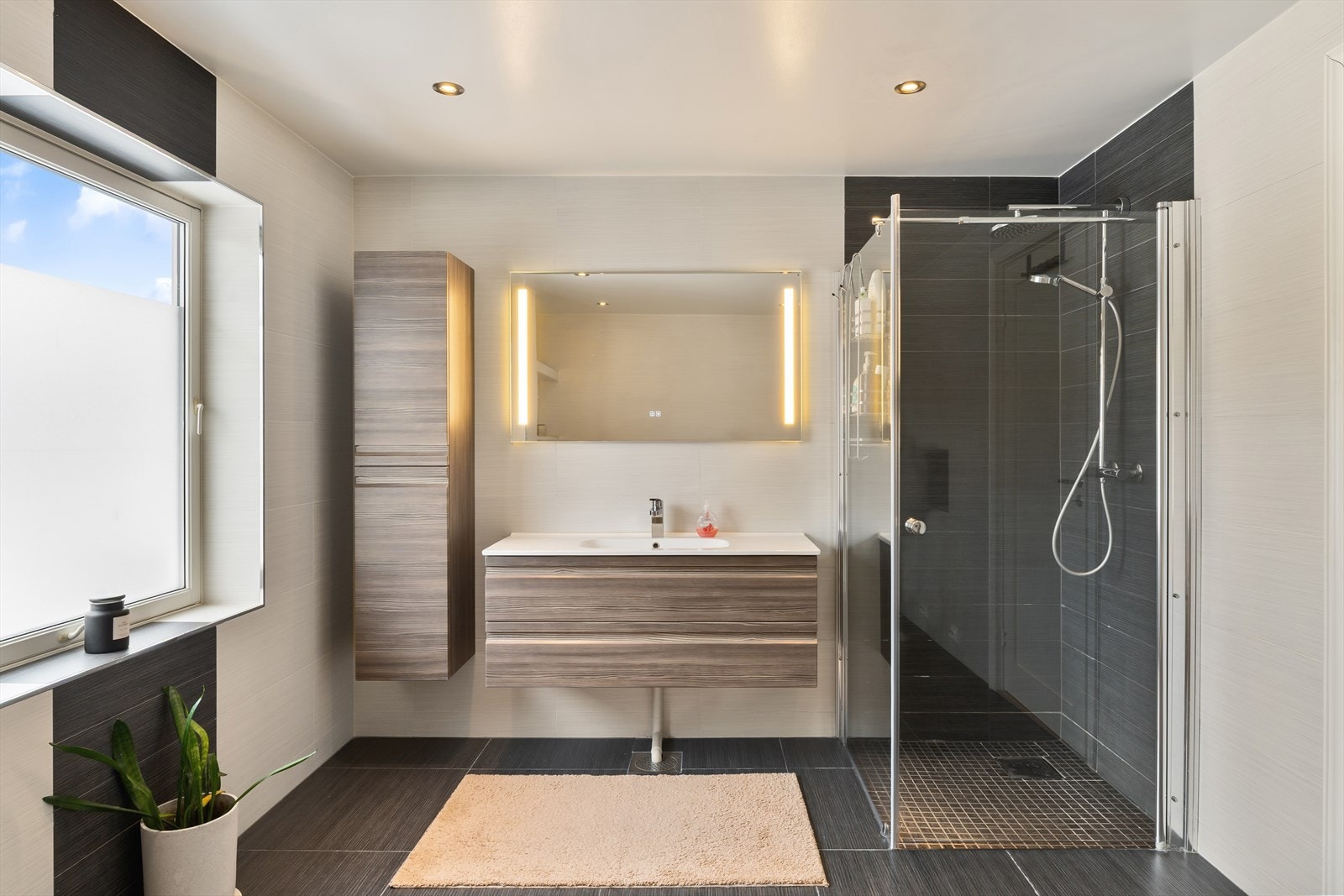 Flislagt bad Galleribilde