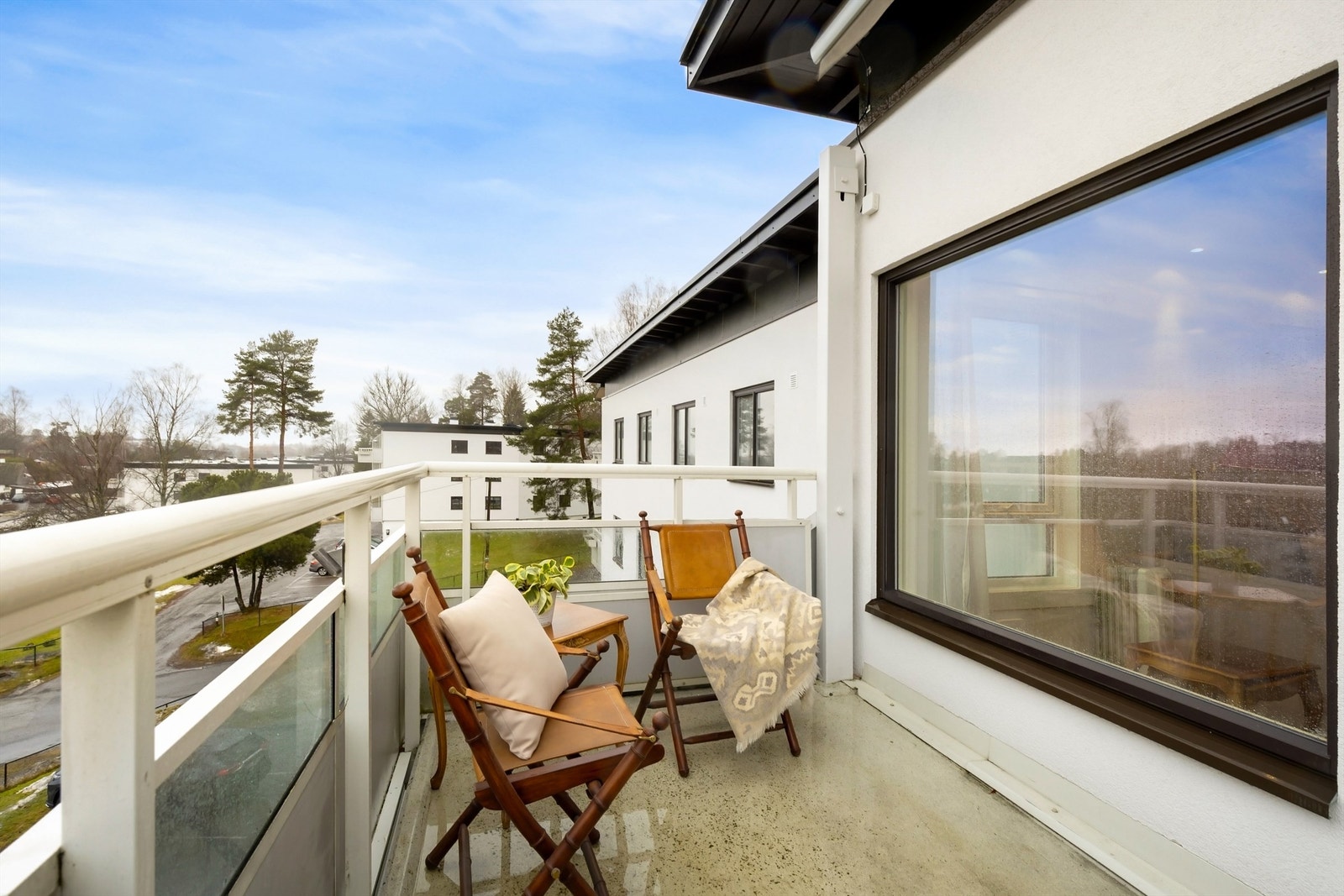 Her er det god plass til en sittegruppe for å nyte utelivet. Galleribilde