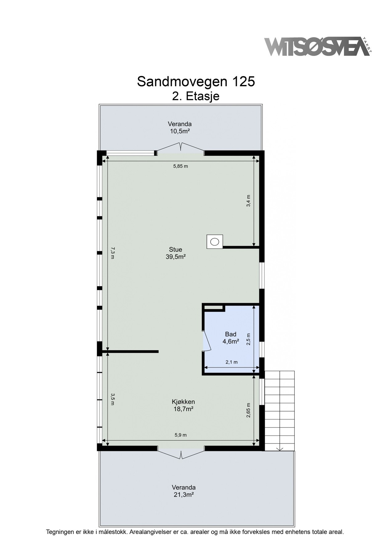Boligens hovedplan bestående av stue, kjøkken, bad og to verandaer. Galleribilde