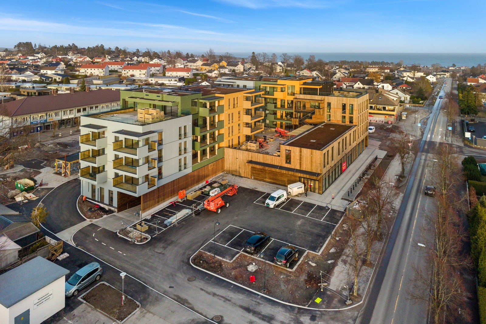 Bygget sett fra vest Galleribilde