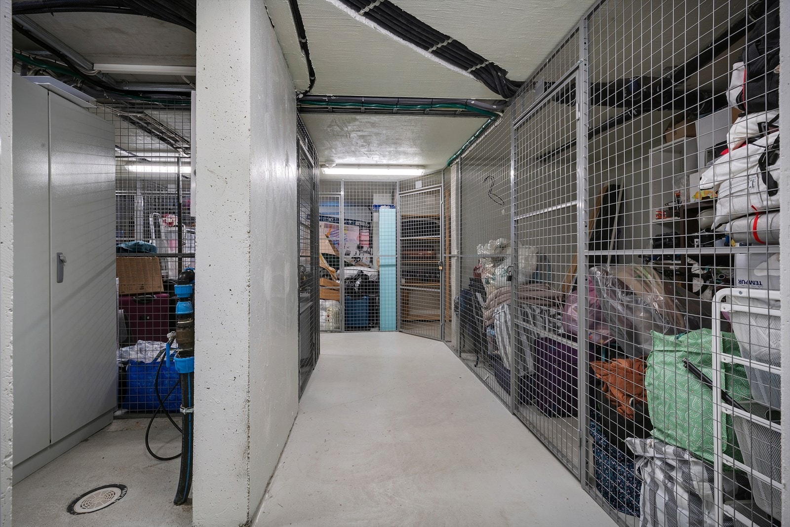 - Praktisk bod på 5,2 m² med gode oppbevaringsmuligheter - Galleribilde