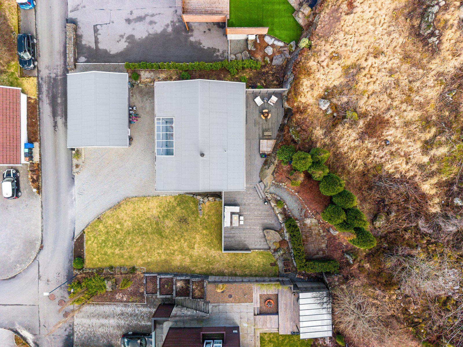 For golfentusiaster kan Jæren golfklubb tilby en 9-hulls høykvalitetsbane, 6-hulls treningsbane og driving-range. Golfbanen ligger ca. 10 minutter unna med bil. Galleribilde