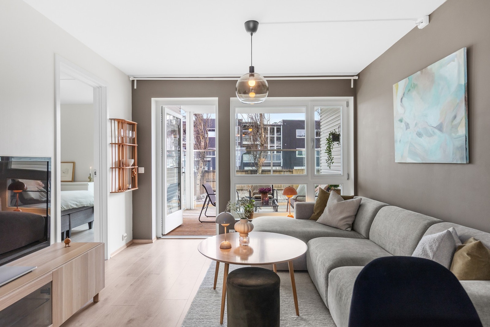 En gjennomgående fin og stor 2-roms leilighet med moderne standard. Galleribilde