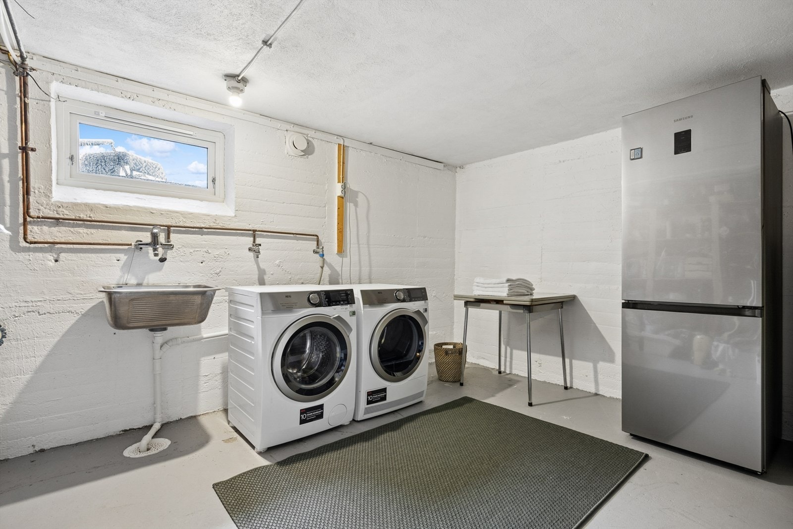 Romslig vaskerom (se ytterligere informasjon under ferdigattest i salgsoppgave) Galleribilde