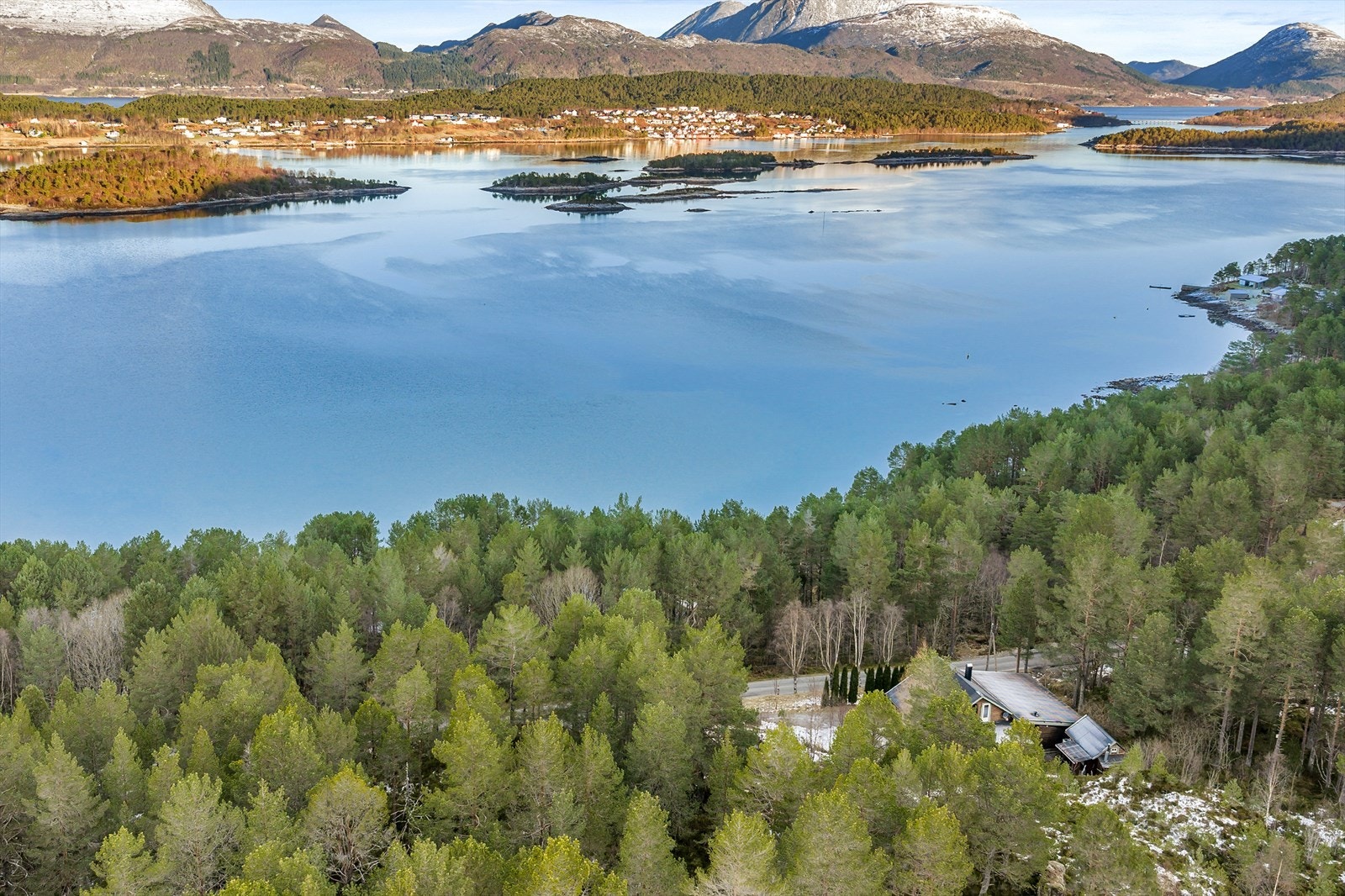 DJI_20260128122424_0015_D_PESMAVIC4.jpg Galleribilde