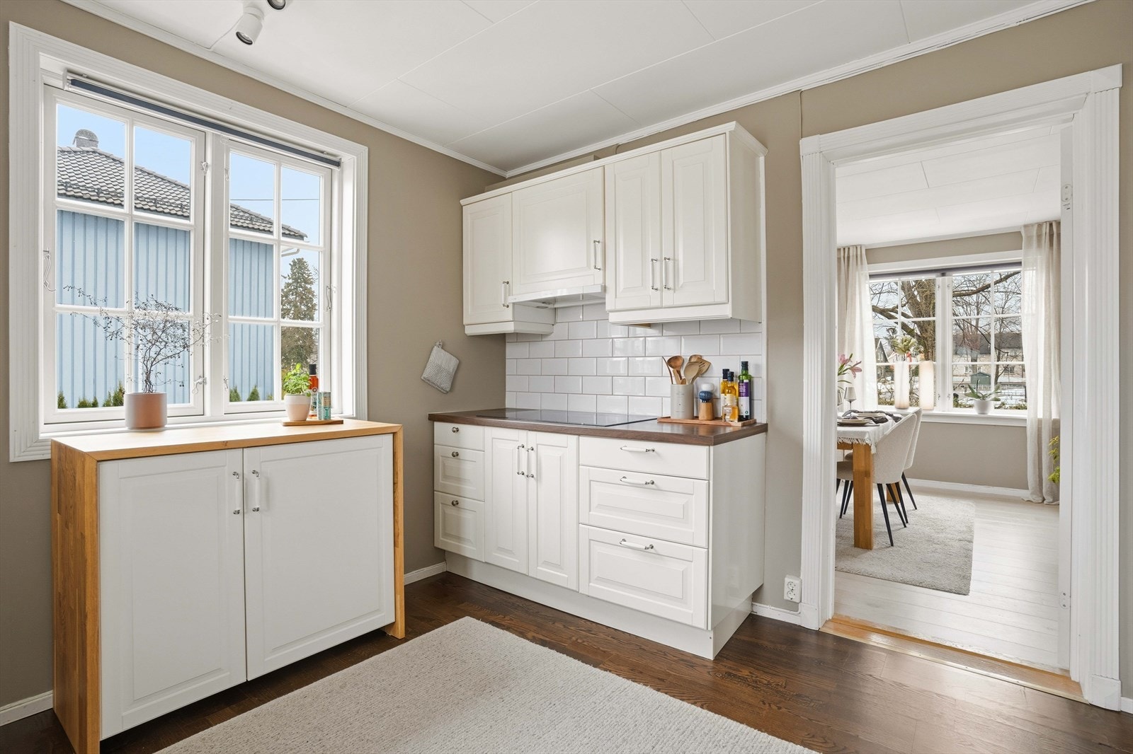 Trivelig kjøkken. Galleribilde