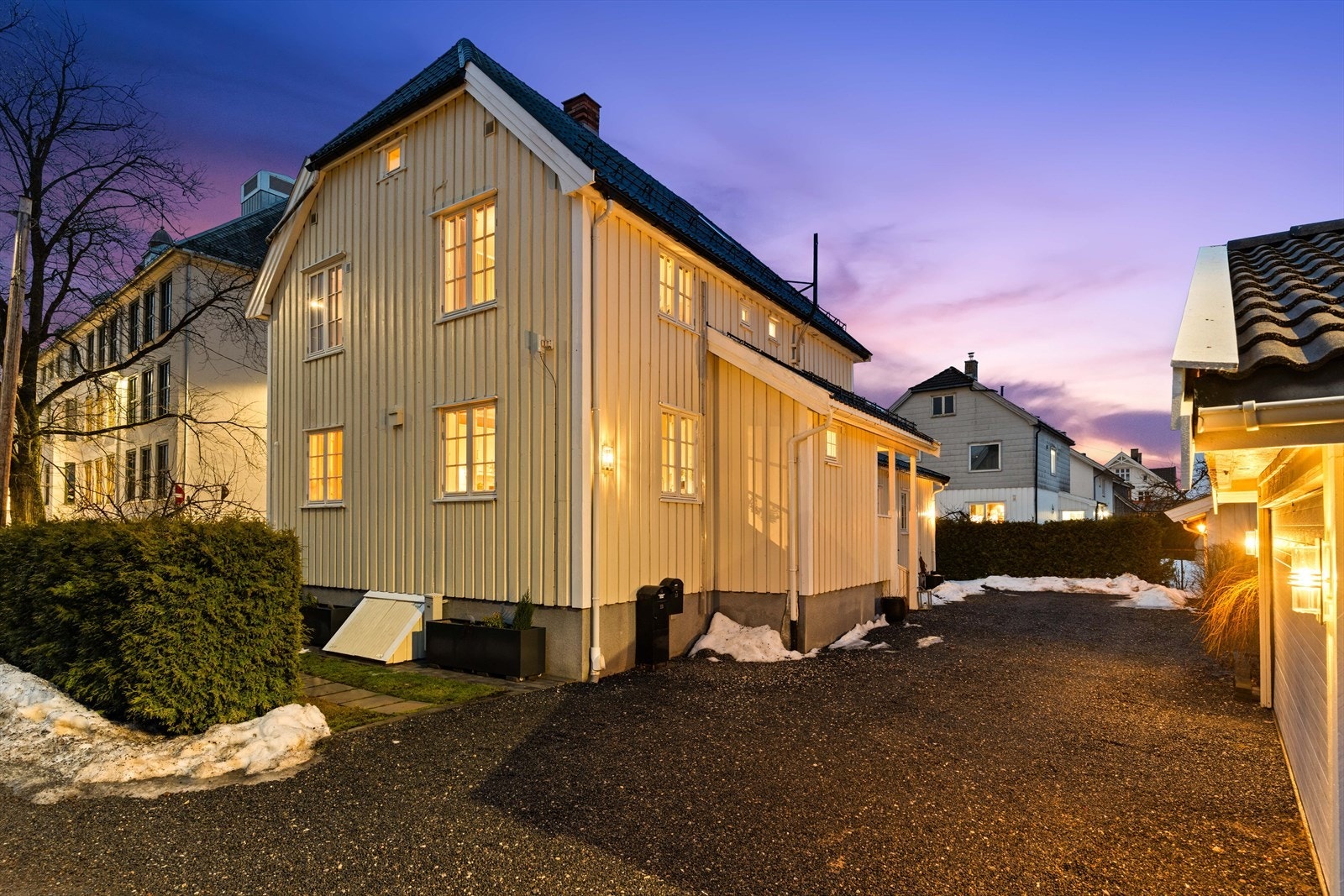 Hoveddelen har et sjarmerende uttrykk og gode kvaliteter både inne og ute. Galleribilde