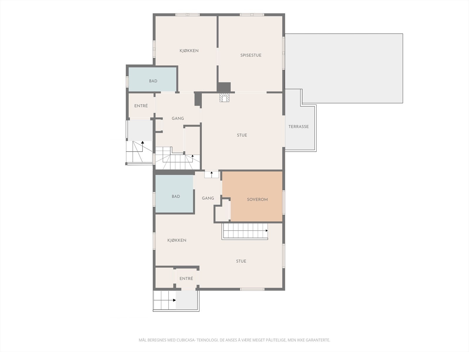 Eiendommen har en fin kombinasjon av sjarm, plass og praktiske løsninger. Galleribilde