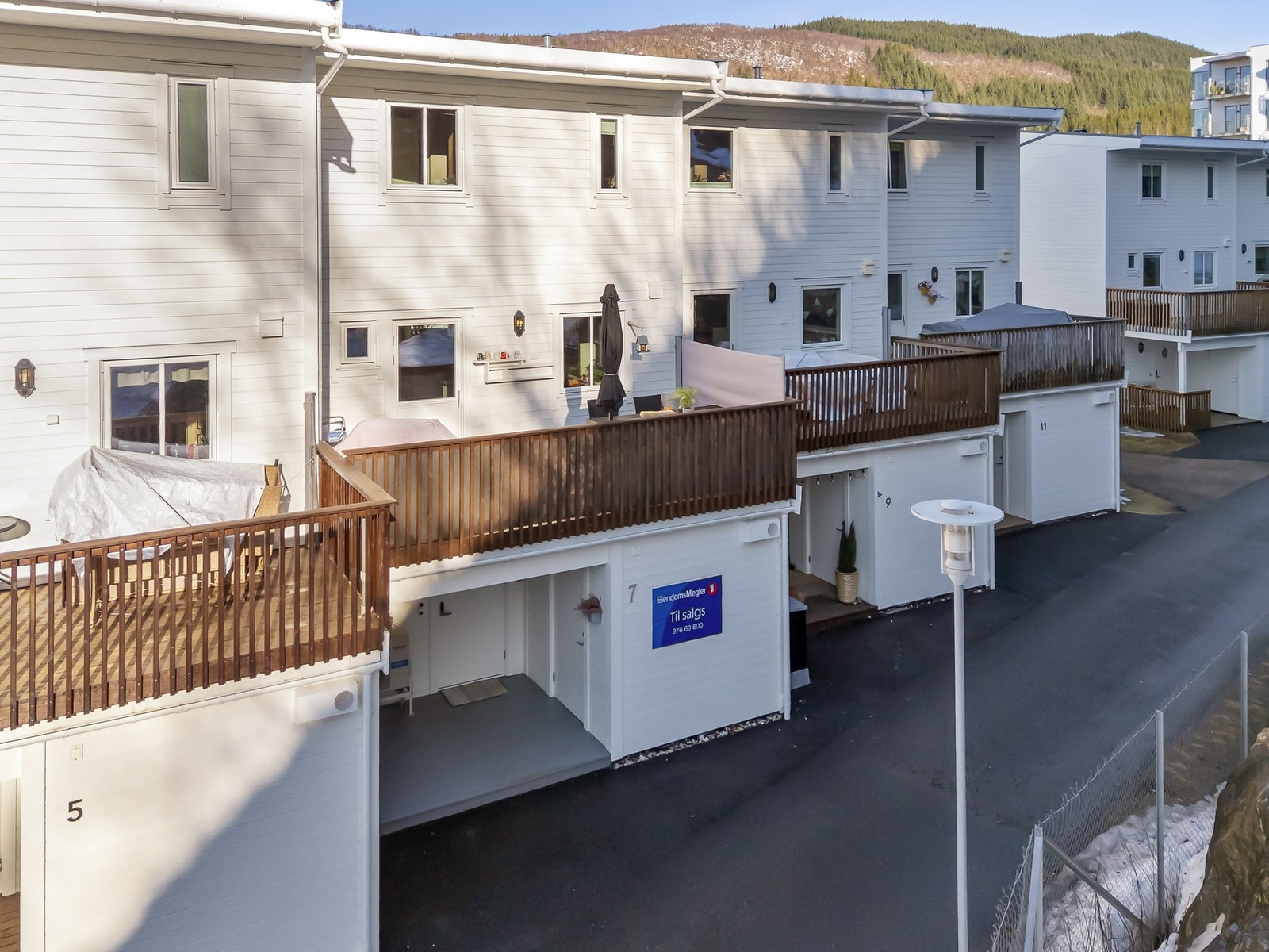 Praktisk sportsbod i tilknytning inngangsparti. Galleribilde