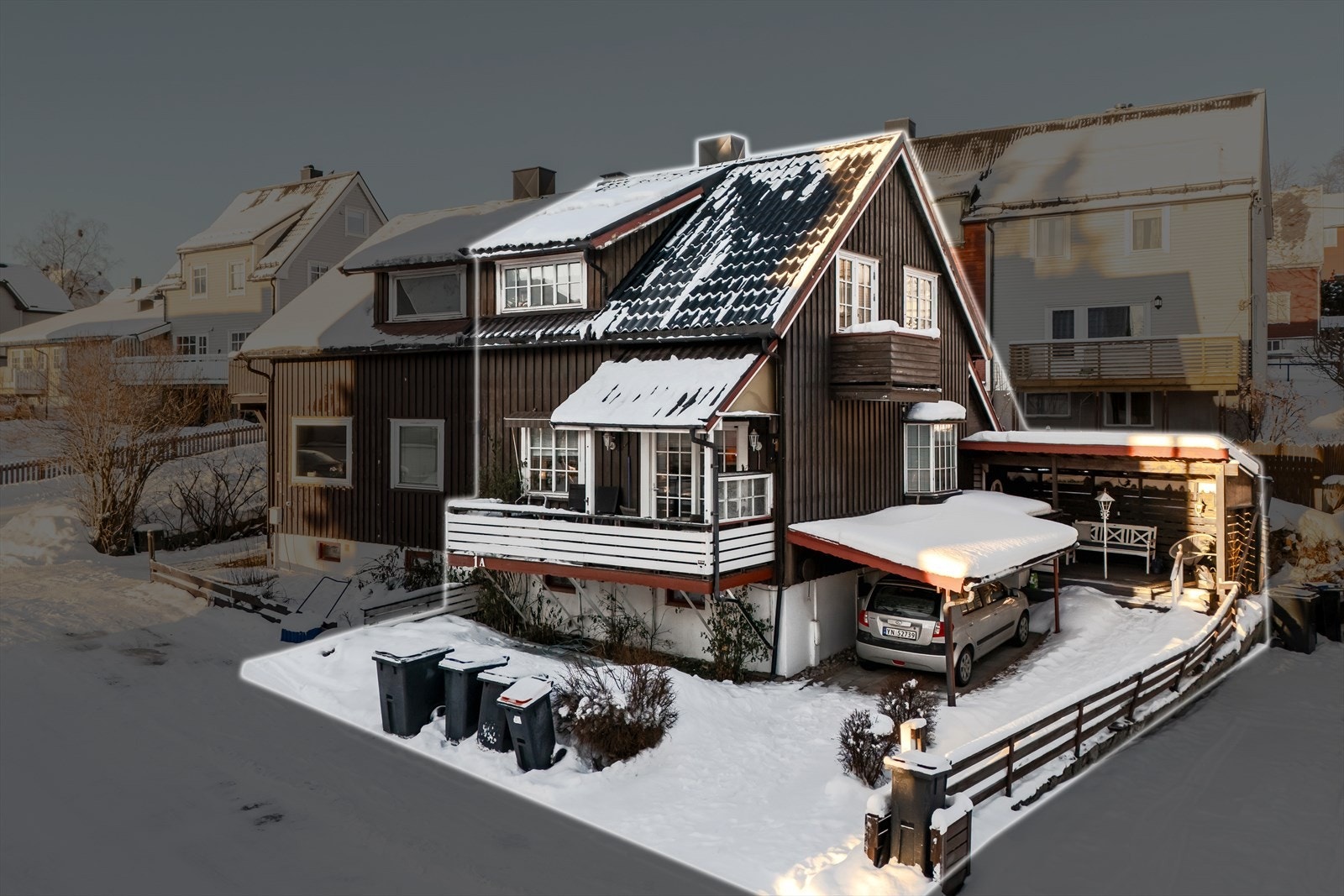 Vertikaldelt bolig beliggende på Framnes, i rolige omgivelser Galleribilde