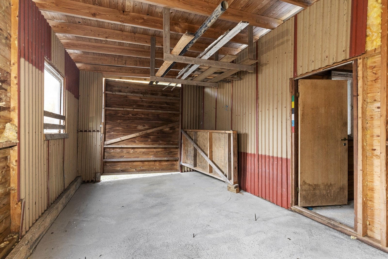 Uthus. Tidligere brukt som sauefjøs og stall Galleribilde