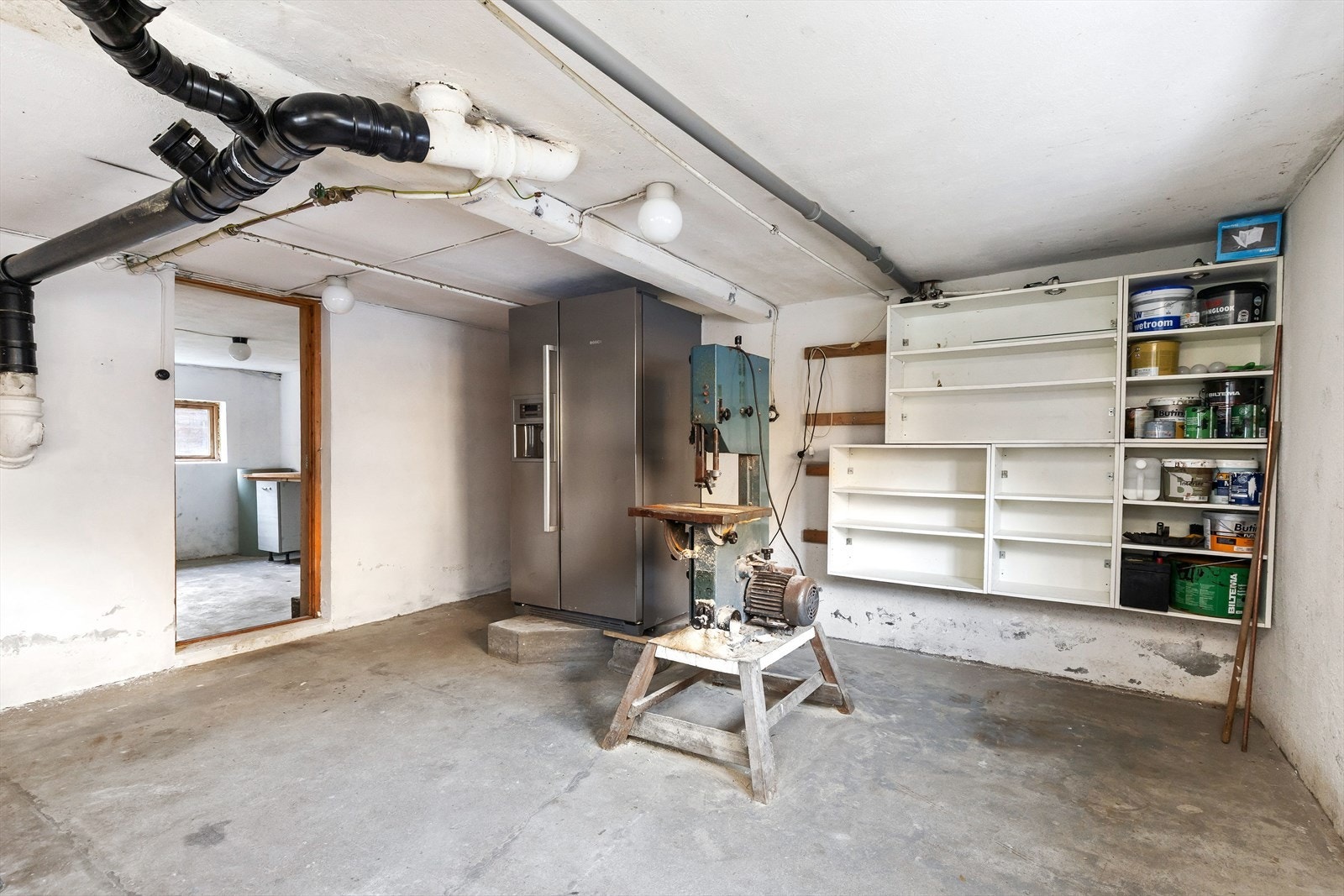 Kjellerrom Galleribilde