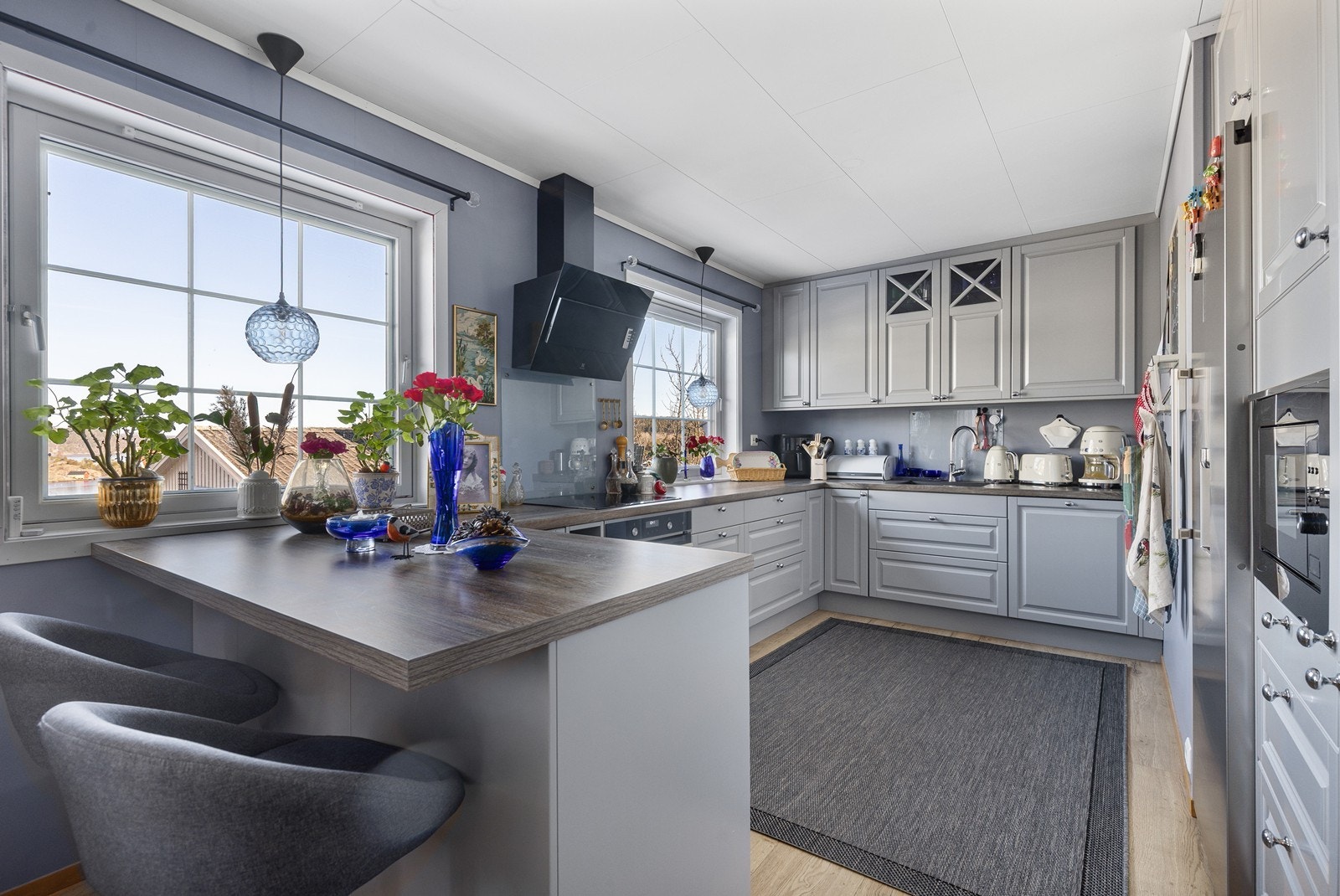 Romslig og lekkert kjøkken fra 2022 Galleribilde