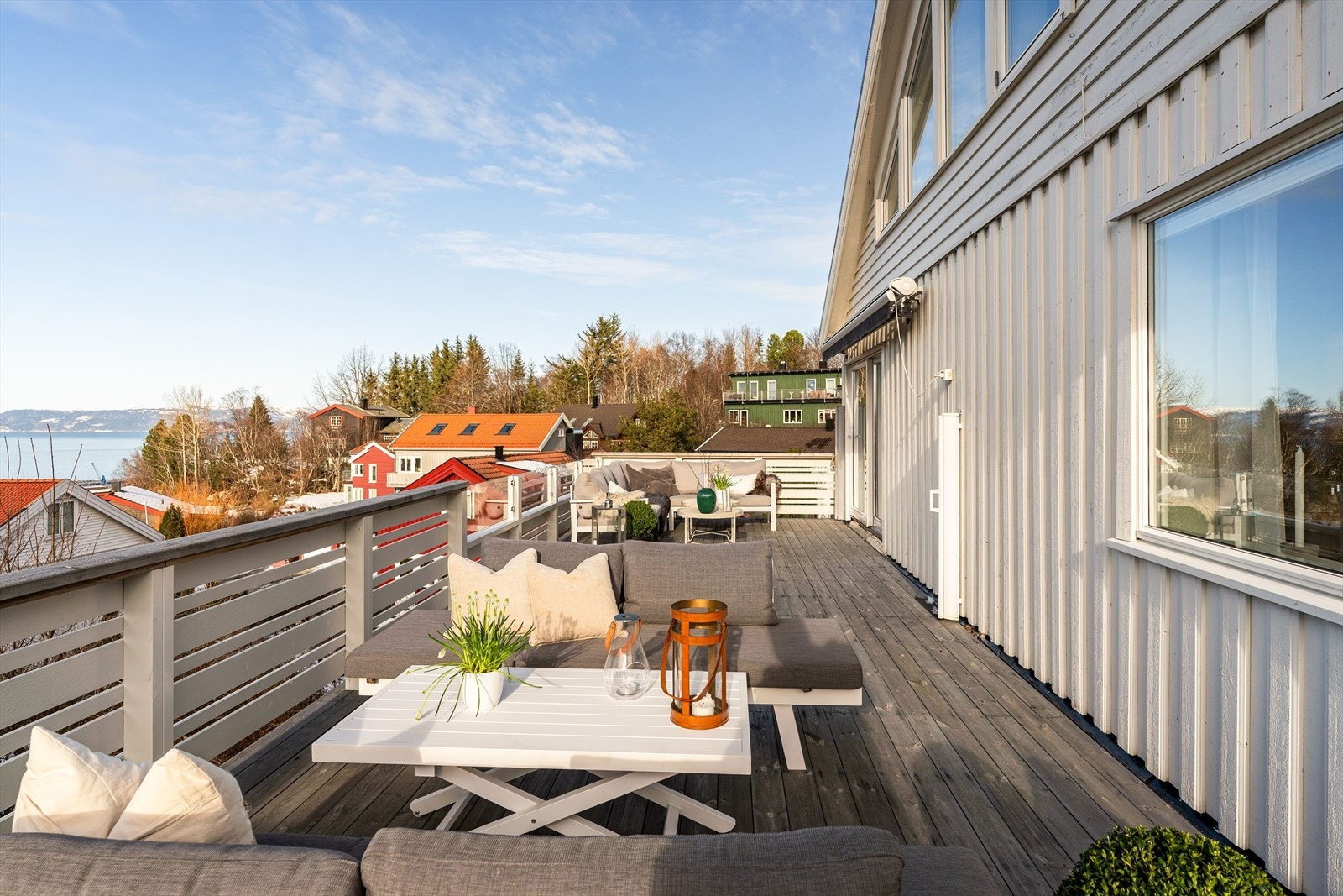 Perfekt for stemningsfulle grillkvelder og minnerike samlinger med familie og venner. Galleribilde