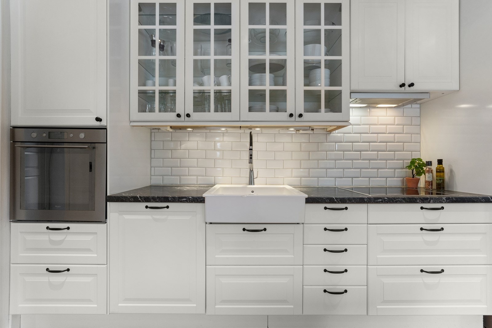 Romslig og pent kjøkken fra IKEA Galleribilde