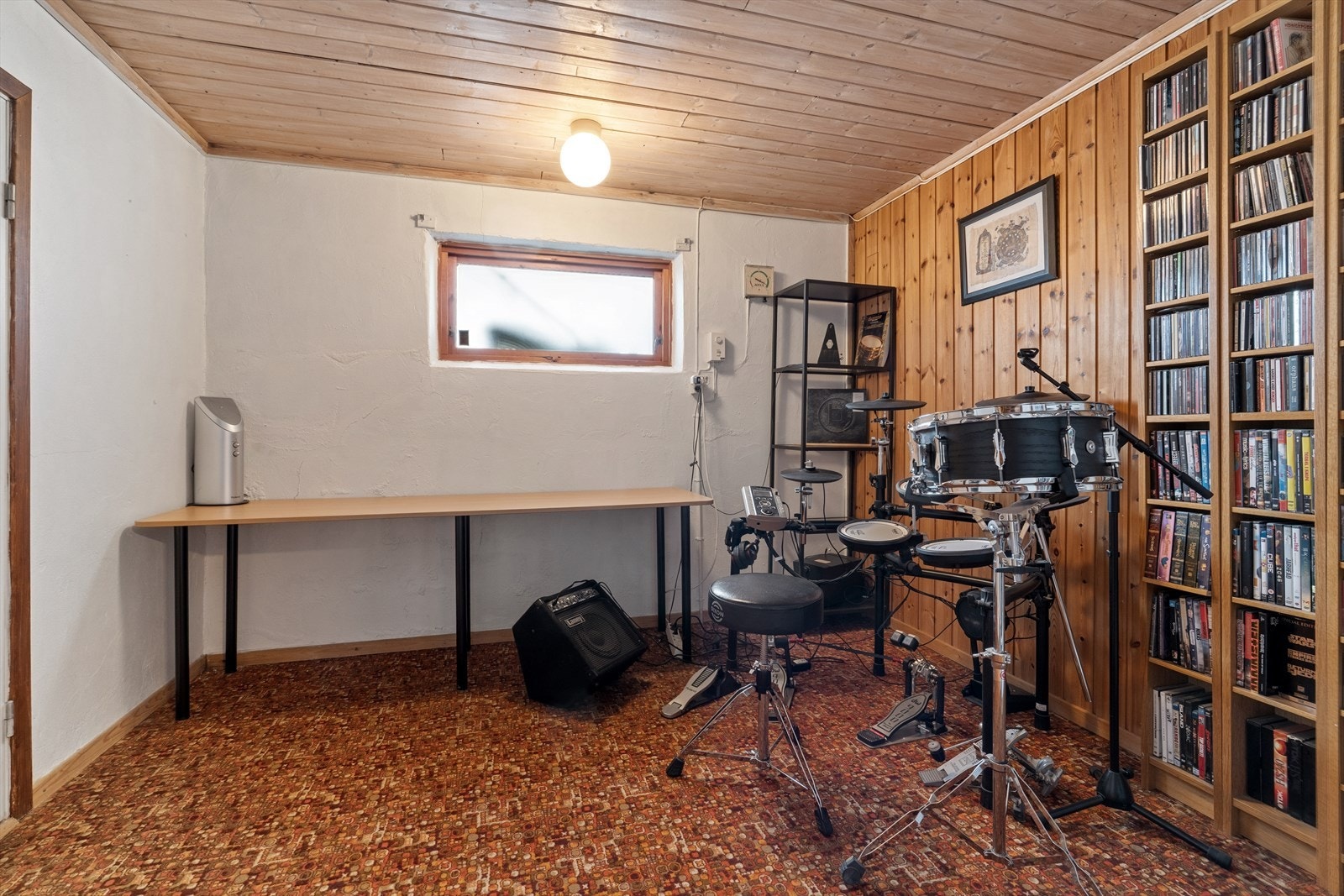 Hobbybod med god plass. Galleribilde