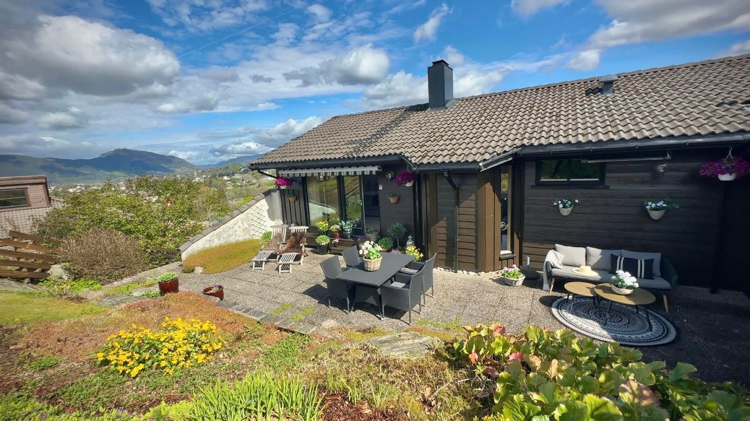 Bilde tatt av selger. Galleribilde