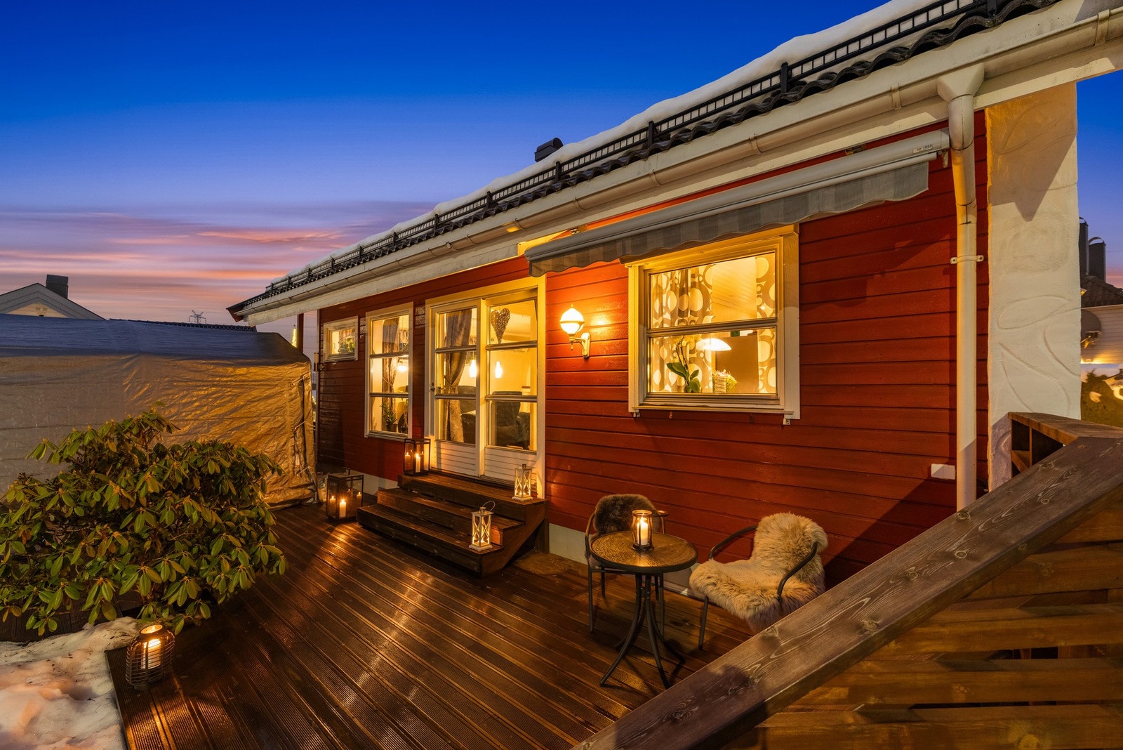 Området er et flott sted å bosette seg uansett alder og livssituasjon, med nærhet til offentlig kommunikasjon via buss og tog, samt kort vei til skoler i alle trinn og en rekke barnehager. Galleribilde