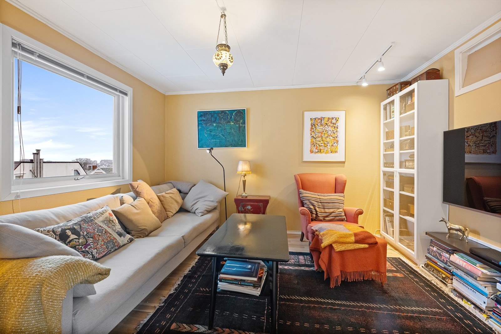 Påbygget TV-Stue/soverom Galleribilde