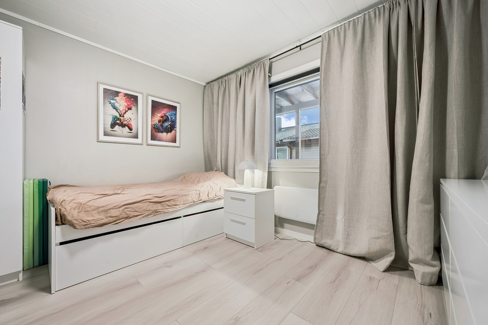 Soverom II er også av romslig størrelse Galleribilde