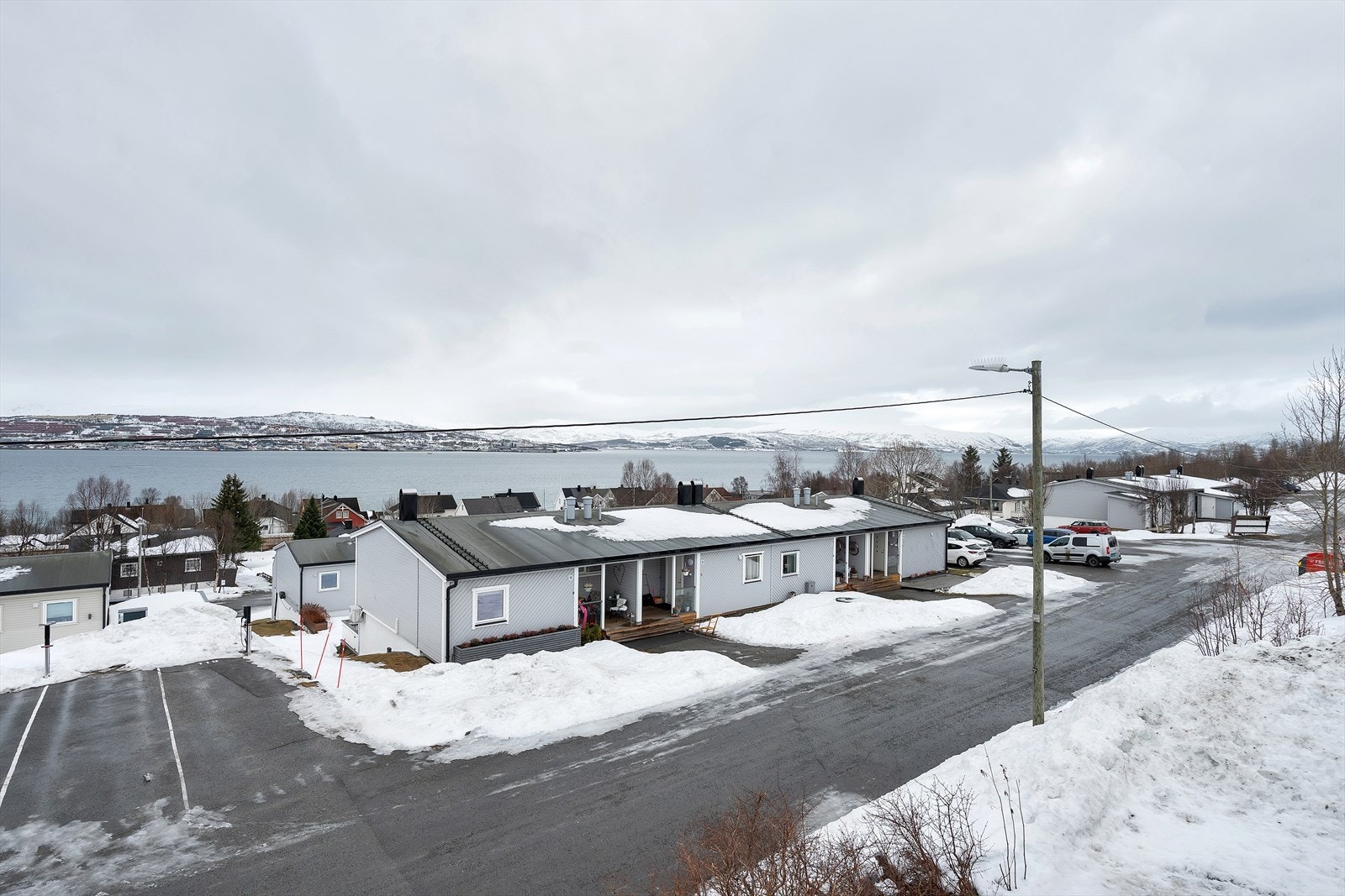 Utsikt mot nordvest. Galleribilde