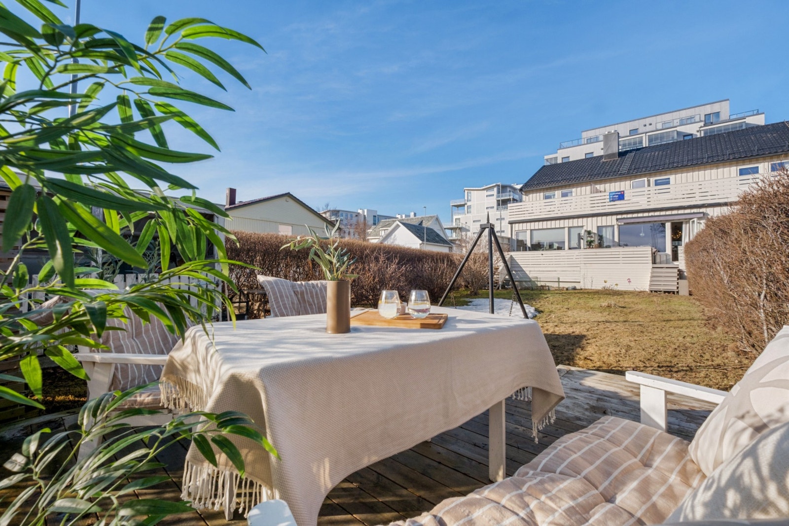 Boligen ligger attraktivt til i populære Vestbyen Galleribilde