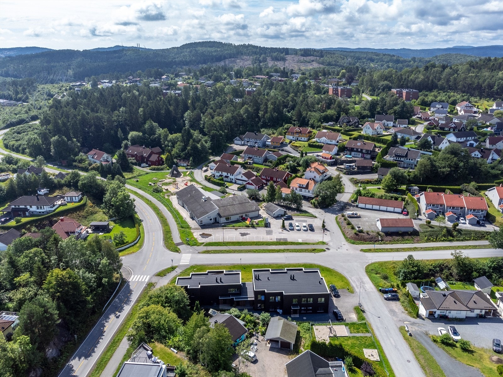 Området rundt Grava og Heistad byr på fine tur- og skogsområder, skiløyper, badeplasser og gode muligheter for friluftsliv rett utenfor døren Galleribilde
