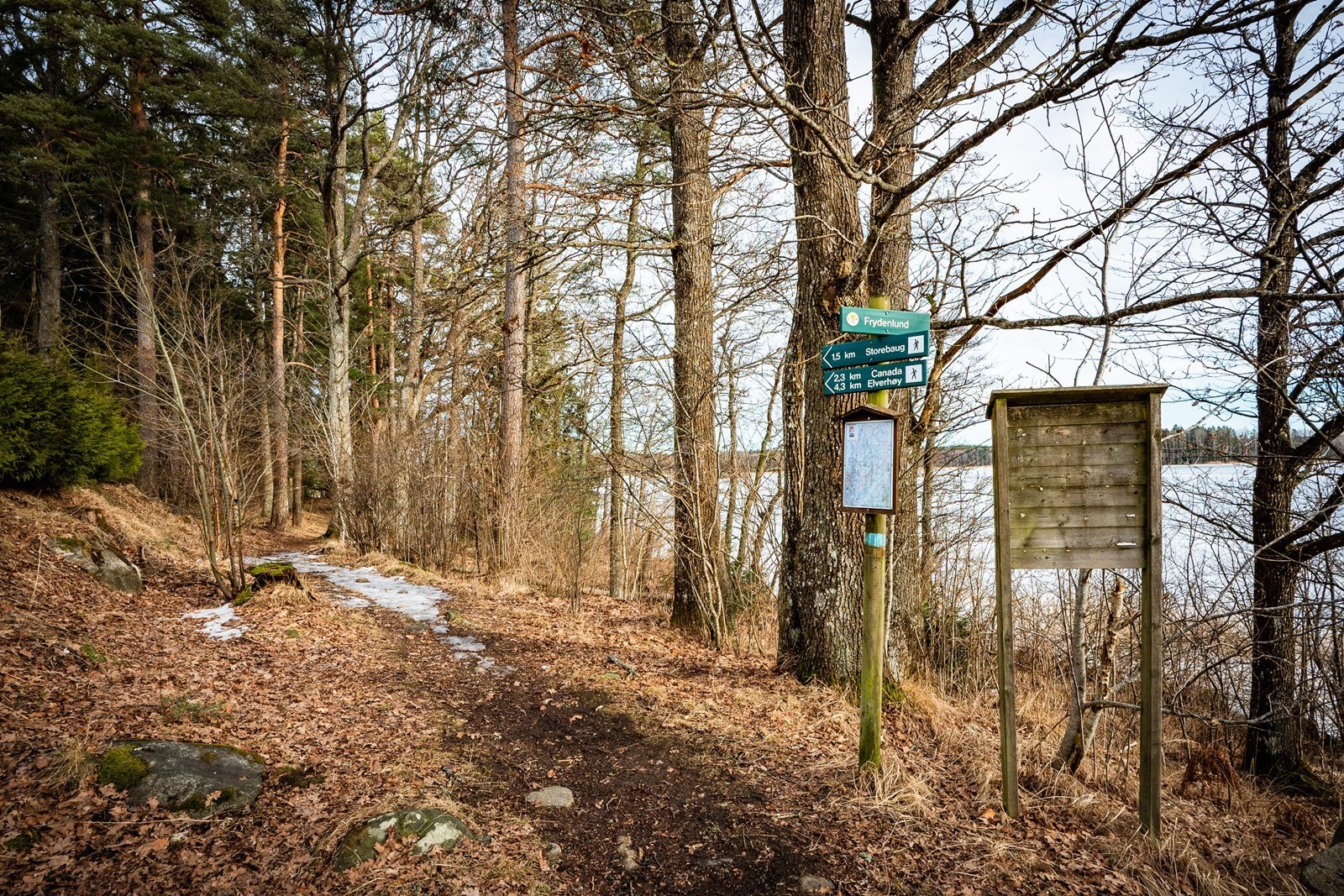 Eiendommen ligger like ved flotte tur- og rekreasjonsområder ved Vansjø og Årvollbukta. Galleribilde